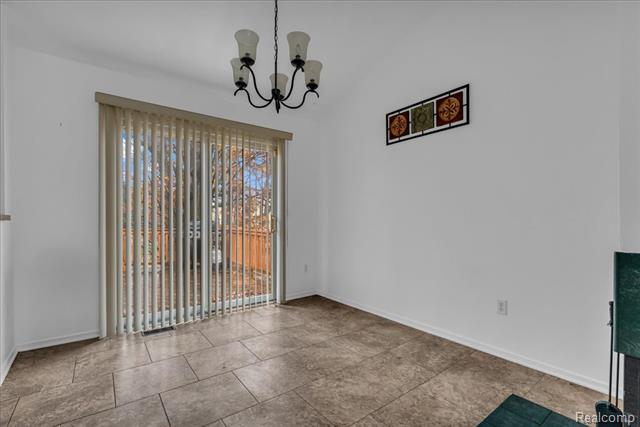 Builiding view eight for 845 Canter, Auburn Hills, MI. 48326