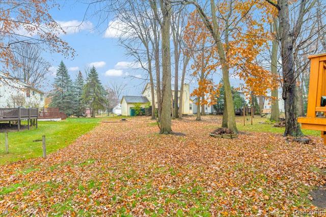 Builiding view thirty four for 845 Canter, Auburn Hills, MI. 48326