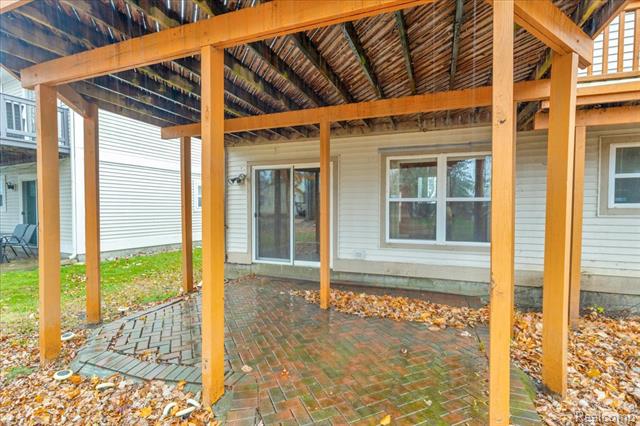 Builiding view thirty three for 845 Canter, Auburn Hills, MI. 48326