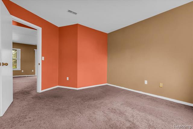 Builiding view twenty eight for 845 Canter, Auburn Hills, MI. 48326