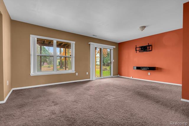 Builiding view twenty five for 845 Canter, Auburn Hills, MI. 48326