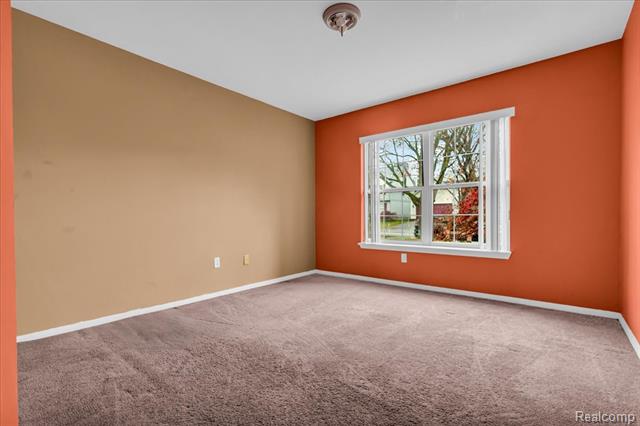 Builiding view twenty seven for 845 Canter, Auburn Hills, MI. 48326