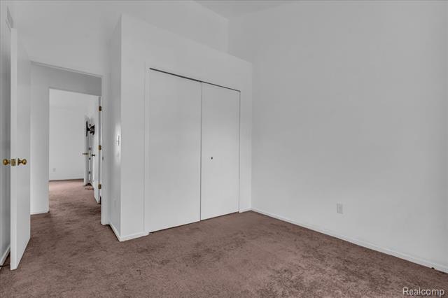 Builiding view twenty two for 845 Canter, Auburn Hills, MI. 48326