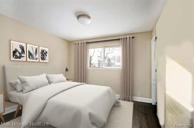 Builiding view fifteen for 720 Hamlet, Auburn Hills, MI. 48326