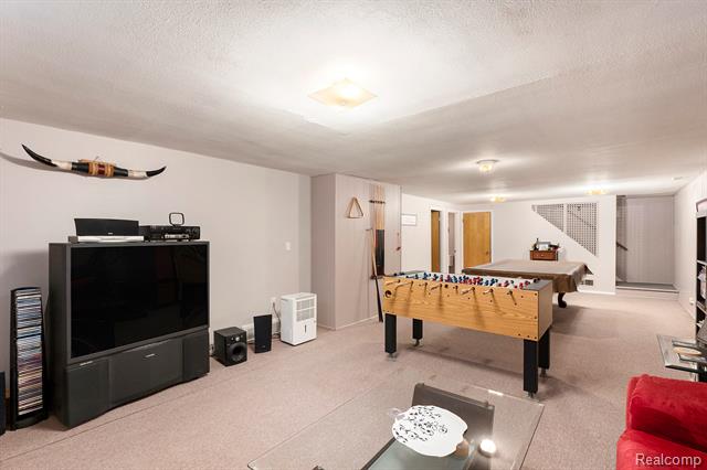 Builiding view seventeen for 642 Provincetown, Auburn Hills, MI. 48326