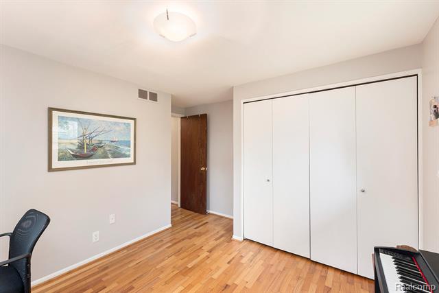 Builiding view sixteen for 642 Provincetown, Auburn Hills, MI. 48326