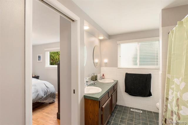 Builiding view twelve for 642 Provincetown, Auburn Hills, MI. 48326