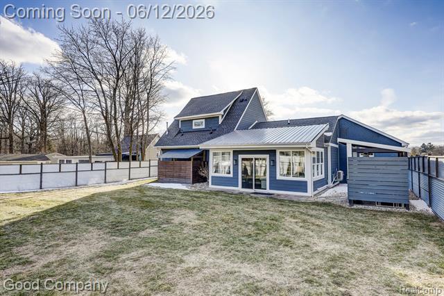 Builiding view sixty three for 3105 Culbertson, Rochester, MI. 48307