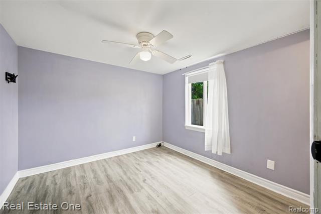 Builiding view sixteen for 3003 Longview, Rochester, MI. 48307