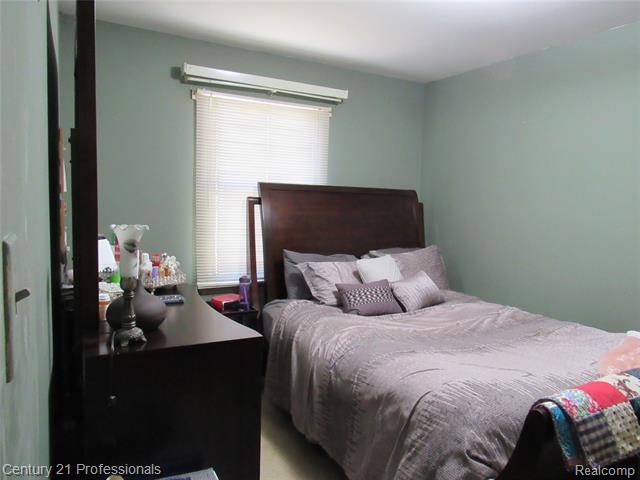 Builiding view eleven for 2567 Walbridge, Rochester, MI. 48307