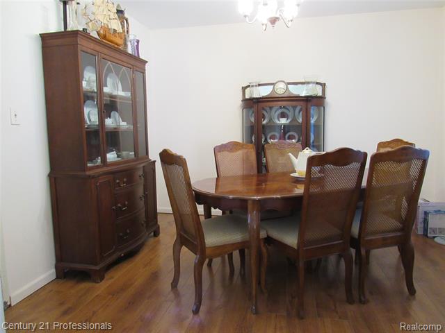 Builiding view three for 2567 Walbridge, Rochester, MI. 48307