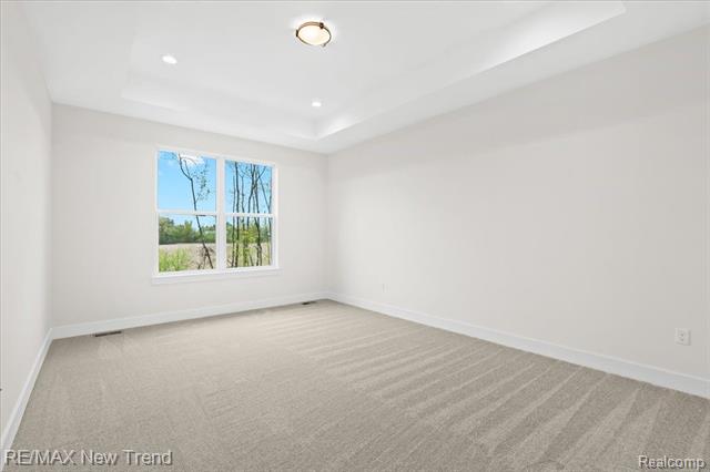 Builiding view eighteen for 7829 Trailside, West Bloomfield, MI. 48323