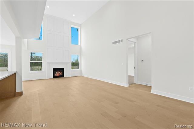 Builiding view nine for 7829 Trailside, West Bloomfield, MI. 48323