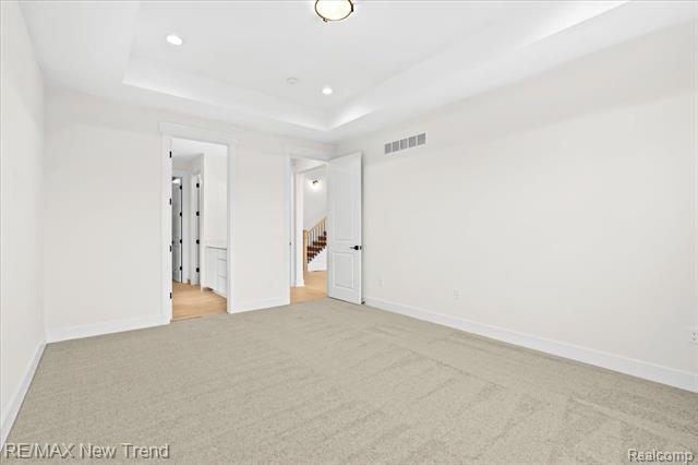 Builiding view nineteen for 7829 Trailside, West Bloomfield, MI. 48323