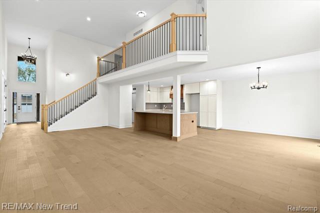 Builiding view ten for 7829 Trailside, West Bloomfield, MI. 48323