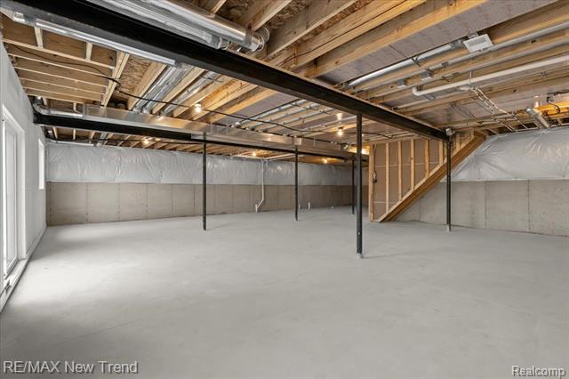 Builiding view thirty four for 7829 Trailside, West Bloomfield, MI. 48323