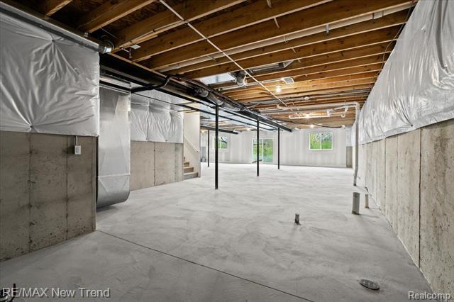 Builiding view thirty three for 7829 Trailside, West Bloomfield, MI. 48323