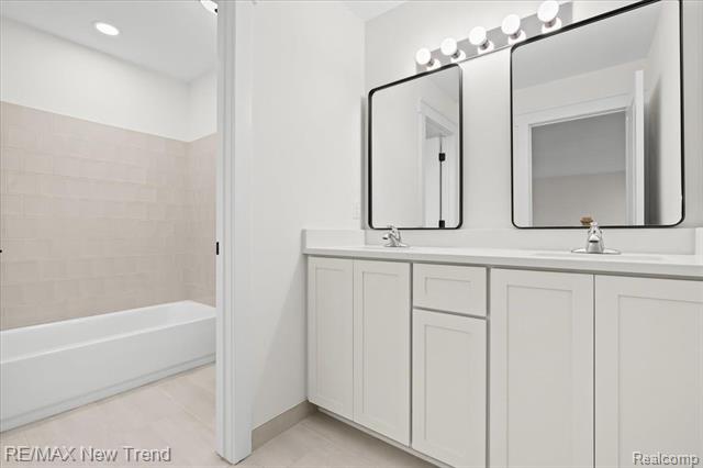 Builiding view thirty for 7829 Trailside, West Bloomfield, MI. 48323