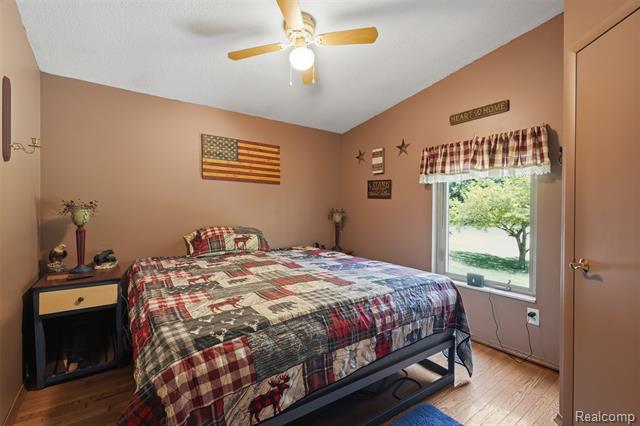 Builiding view ten for 3167 Roods Lake, Lapeer, MI. 48446