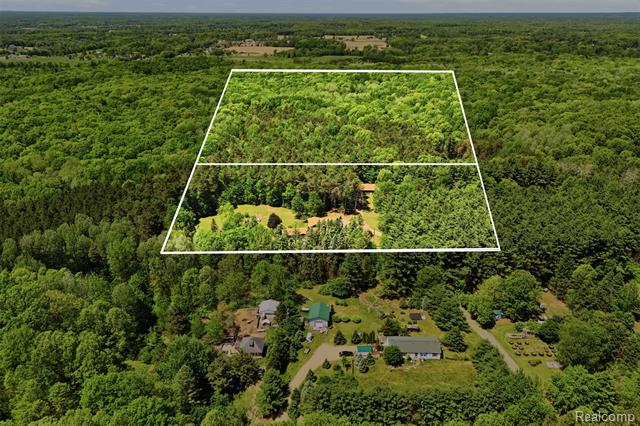 Builiding view thirty six for 3167 Roods Lake, Lapeer, MI. 48446