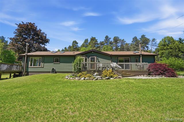 front view for 3167 Roods Lake Road, Lapeer, Mi. 48446