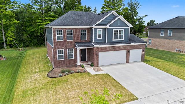 Builiding view thirty two for 14502 Laurelwood, Belleville, MI. 48111