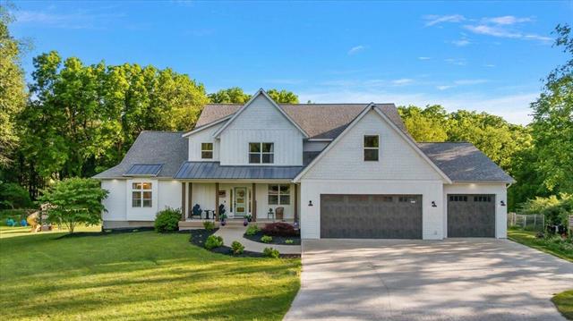 Builiding view one hundred for 7654 Burrstone, Caledonia, MI. 49316