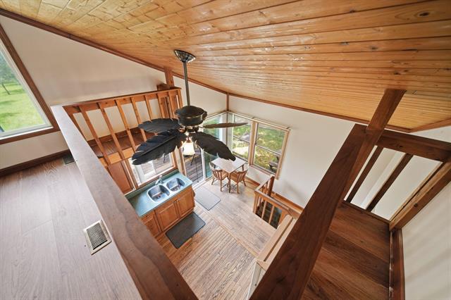 Builiding view eighteen for 303 Cranberry Lake, Jackson, MI. 49201