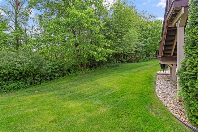Builiding view five for 554 Glacier, Howell, MI. 48843
