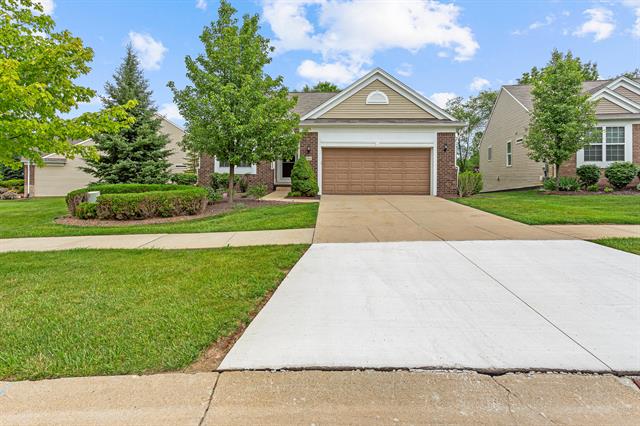 front view for 554 Glacier Lane, Howell, Mi. 48843