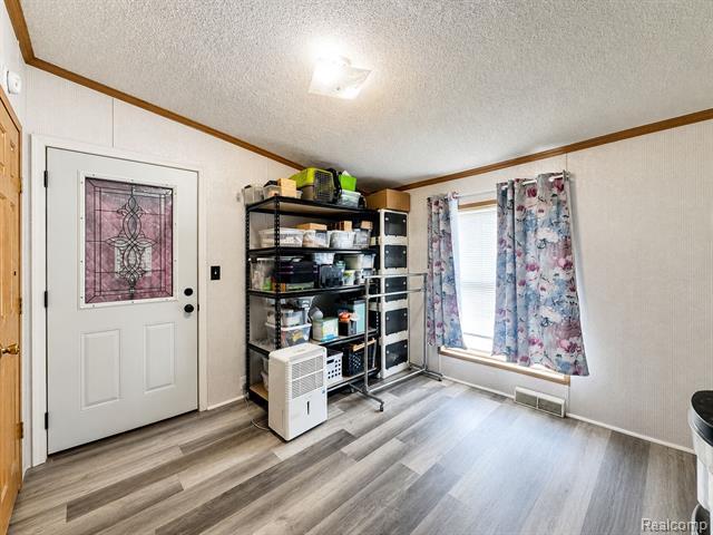 Builiding view twelve for 90 Menlo Park, Belleville, MI. 48111