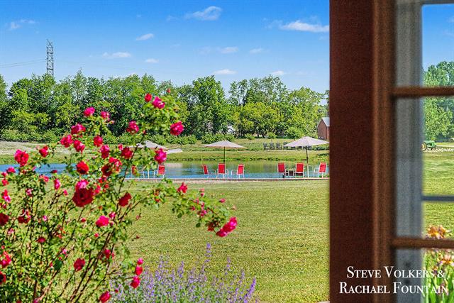 Builiding view forty one for 464 Stanton Farms, Caledonia, MI. 49316