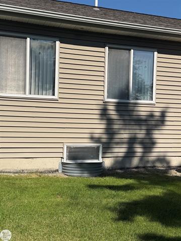 Builiding view thirty four for 251 Huron Ln, Marine City, MI. 48039