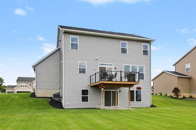 Builiding view nineteen for 5900 Crossmoor, Caledonia, MI. 49316