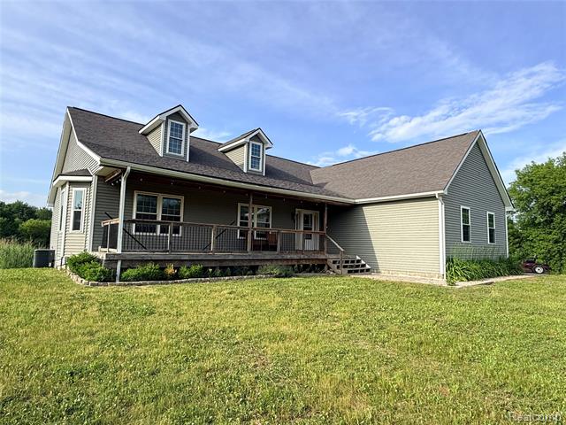 Builiding view one for 2543 Greenwood, Lapeer, MI. 48446