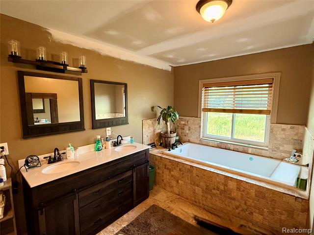 Builiding view twenty two for 2543 Greenwood, Lapeer, MI. 48446