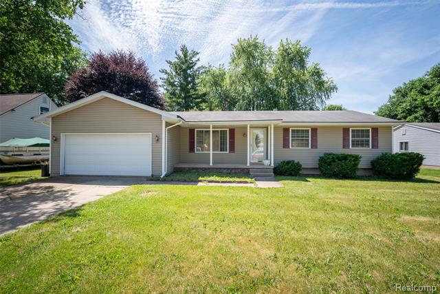 front view for 1518 Diane Drive, Flushing, Mi. 48433