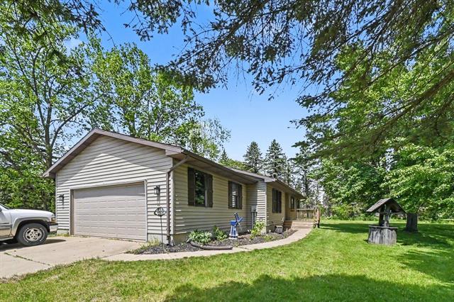 front view for 1691 N Michigan Road, Eaton Rapids, Mi. 48827