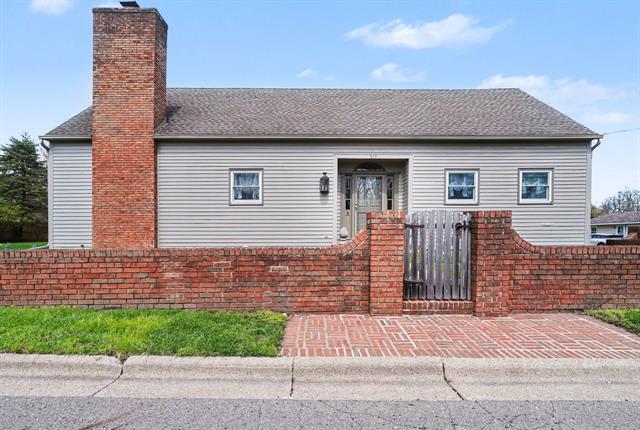 Builiding view thirty four for 519 Spruce, Marshall, MI. 49068
