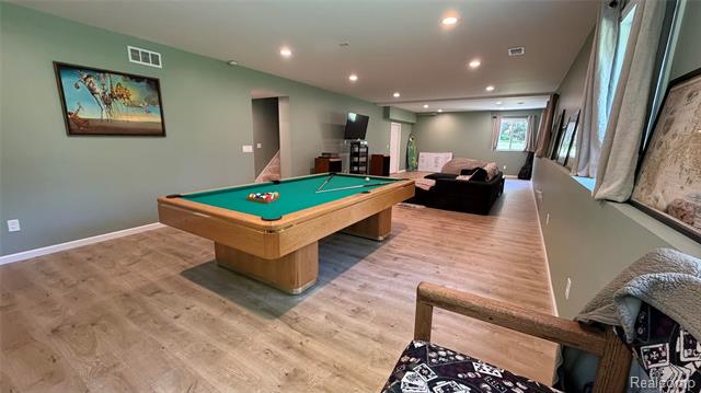 Builiding view forty six for 2380 Houghton Hollow, Lansing, MI. 48911