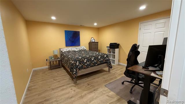 Builiding view forty three for 2380 Houghton Hollow, Lansing, MI. 48911