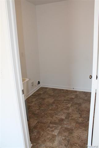 Builiding view nine for 58175 Kincaid, New Haven, MI. 48048