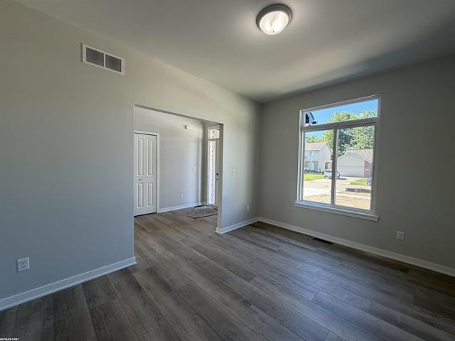 Builiding view eleven for 30343 Weathervane Woods, New Haven, MI. 48048