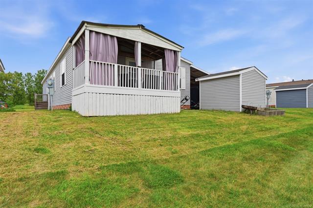Builiding view nineteen for 58520 Brookside, New Haven, MI. 48048