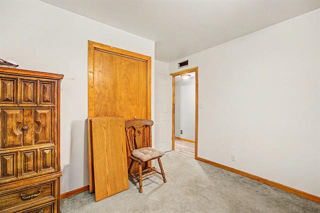 Builiding view sixteen for 11808 Beech, Brooklyn, MI. 49230