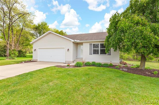 front view for 3288 Aspen Trail, Adrian, Mi. 49221