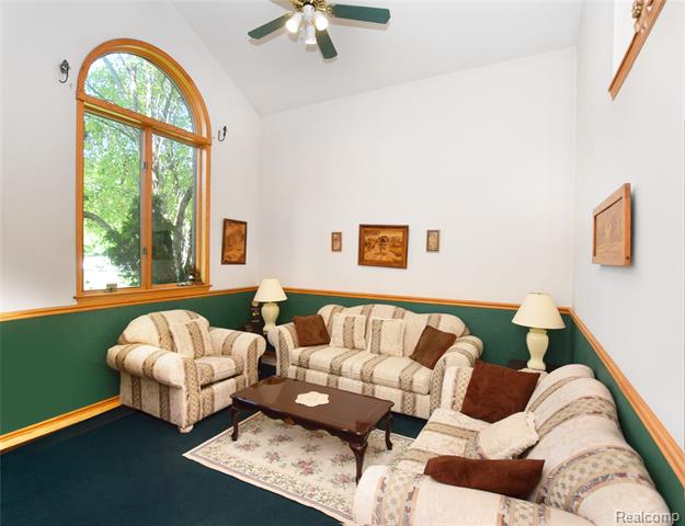 Builiding view eight for 6476 Stonebrook, Flushing, MI. 48433