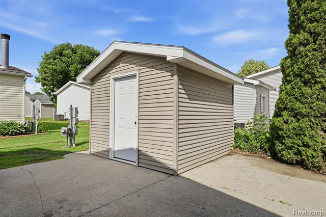Builiding view nineteen for 4729 Turtle Creek, Howell, MI. 48843