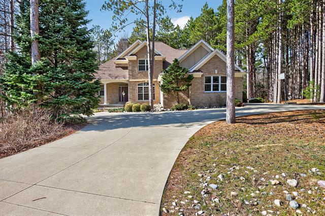 front view for 7176 Sanctuary Drive, Jackson, Mi. 49201