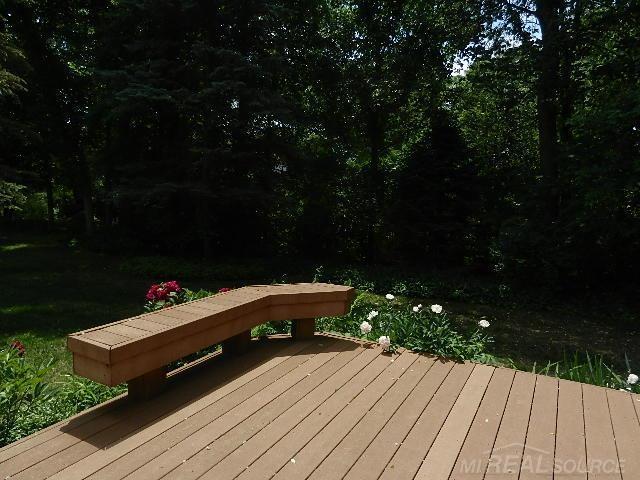 Builiding view fifty four for 6704 Redford, Troy, MI. 48085